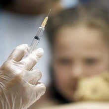 В Саяногорске началась вакцинация детей против гриппа