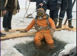 На «Джойской сосновке» автомобиль едва не ушёл под лёд