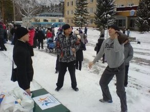 Черемушки провожали Масленицу… с гирями