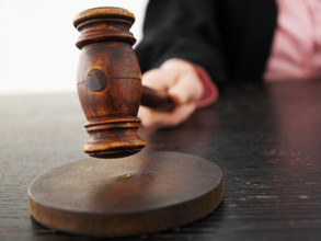 Саяногорским городским судом вынесен приговор в отношении молодой пары за содержание притона