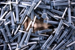 В Саяногорске осуждена молодая пара, которая устроила в квартире притон для дезоморфинщиков