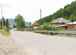 Работы на улице Горной в поселке Майна близятся к завершению