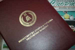 Министр спорта и туризма РХ поблагодарил саяногорцев за высокий уровень проведения Спартакиады ветеранов