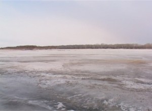 Период ледостава опасен для любителей зимней рыбалки