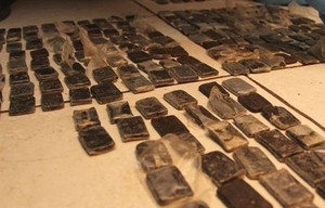 Наркополицейские Хакасии изъяли из оборота 83 «коробка» гашиша