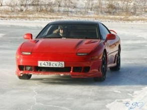 "Саянский лед" не треснул под трековыми гонками