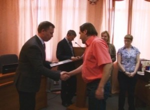 Полицейские Хакасии наградили саяногорских журналистов