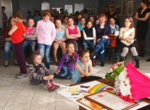 Две персональных выставки открылись в школе «Колорит»