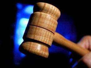 Осужден житель Хакасии, не удержавший на руках женщину