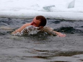 Спортсмен из Хакасии намерен через неделю переплыть Енисей