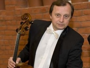 Заслуженный артист России дал мастер-классы для юных музыкантов Хакасии