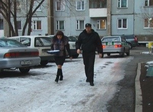 Власти, приставы и коммунальщики идут в гости к саяногорским должникам