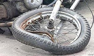 В Хакасии в ДТП мотоциклист без прав получил травмы