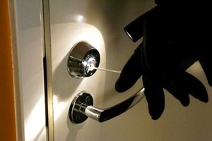 В Саяногорске 17-летний подросток обворовал свою мать