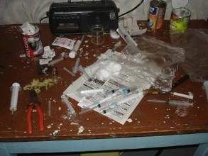 В Хакасии прикрыли "кухню" по производству "крокодила"