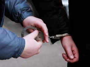 В Хакасии пенсионерку ограбили среди белого дня