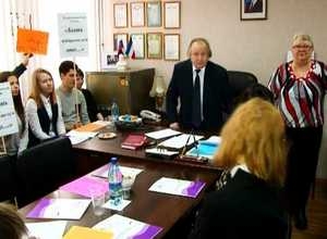 Избирательная комиссия Саяногорска распахнула двери