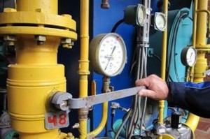 Дом №13 в десятом микрорайоне Саяногорска просит тепла