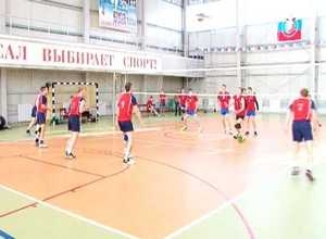 Турнир Якибчука в Саяногорске выиграли команды СФУ и «Тортуга»