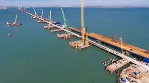Жительница Саяногорска стала победителем Всероссийского конкурса песен и стихов про Крымский мост
