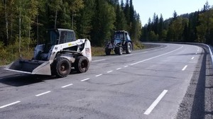 Несмотря на осень в Хакасии продолжается ремонт дорог