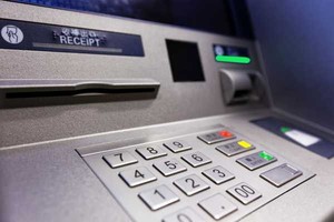 В Хакасии продавец автомобиля стал жертвой мошенника