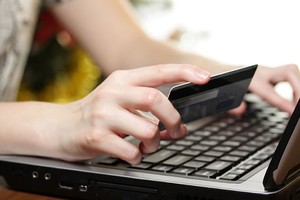Жители Хакасии платят неплохую зарплату мошенникам