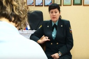Саяногорские приставы включились в республиканский марафон, посвященный защите прав детей